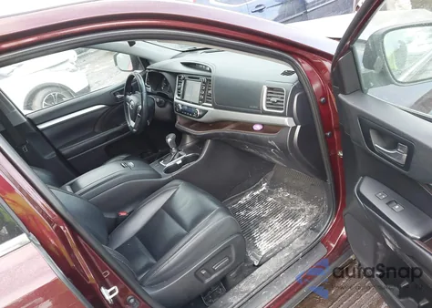 2019 Toyota Highlander Xle from USA, damaged, VIN 5TDJZRFH8KS730590